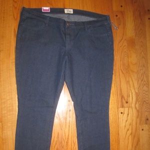 OLD NAVY SKINNY JEANS NWT WOMENS PLUS 18